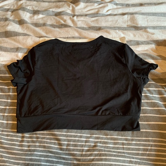 Worn once Alphalete ultra soft crop black top - Picture 7 of 9
